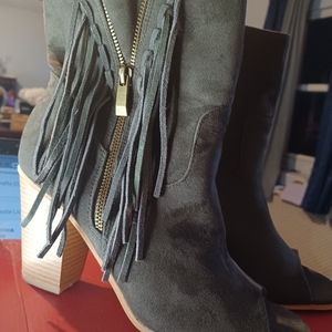 Olive Peeptoe, Booties by Mackin J, SIZE 10, NEW!!!